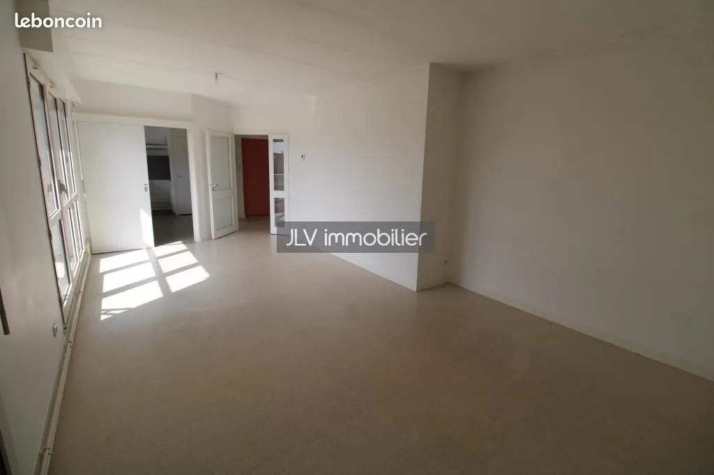 Immeuble de rapport 736 m² - Photo 1