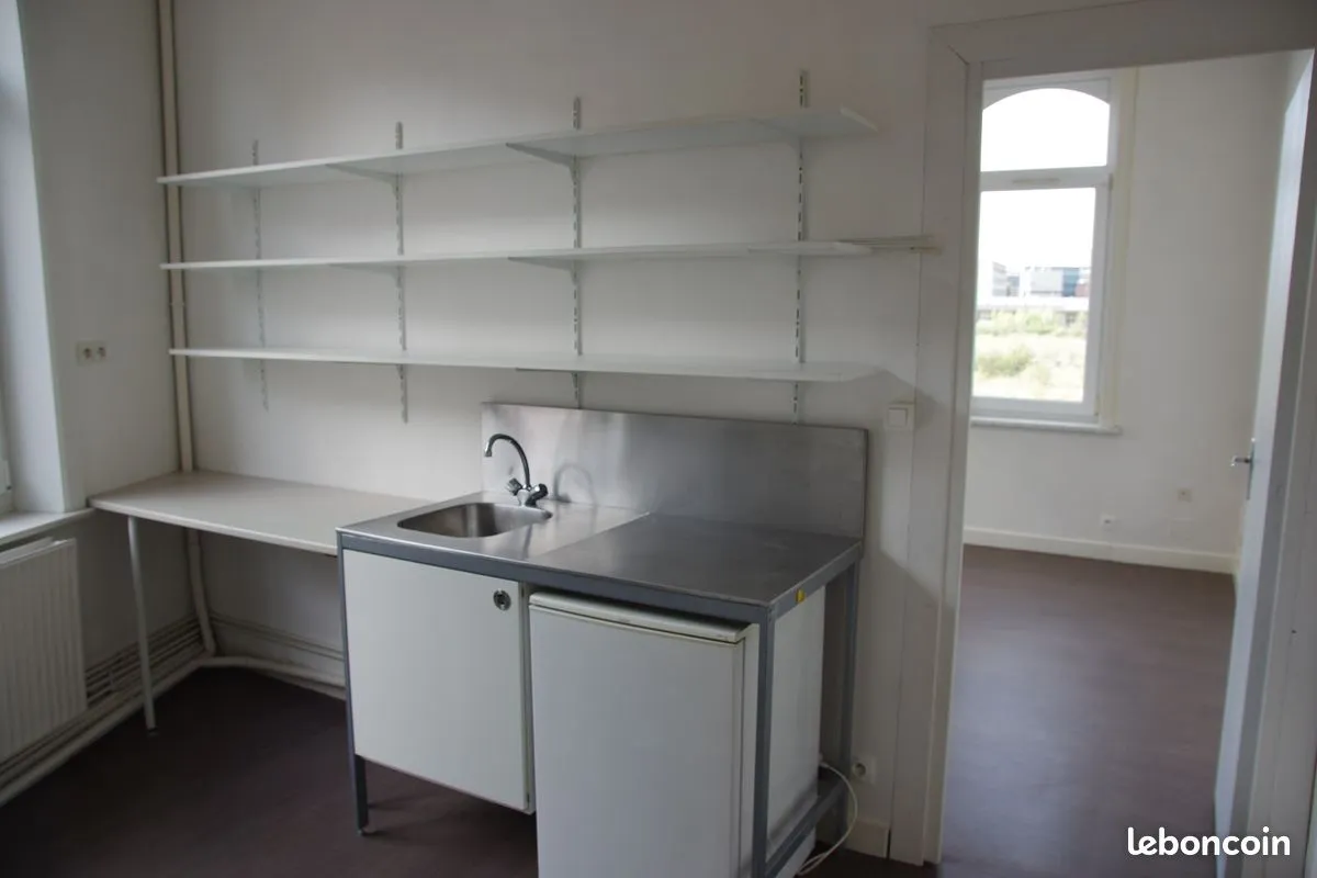Immeuble de rapport 3 pièces 77 m² - Photo 1