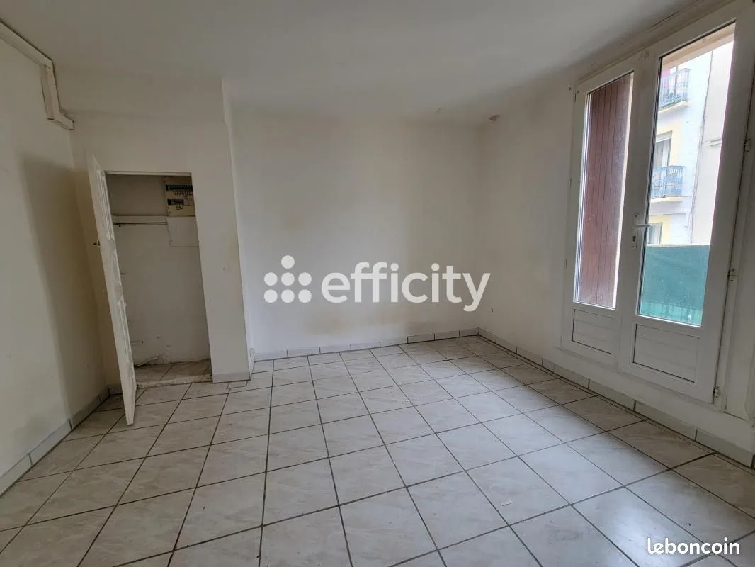 Immeuble 274 m² - Photo 1