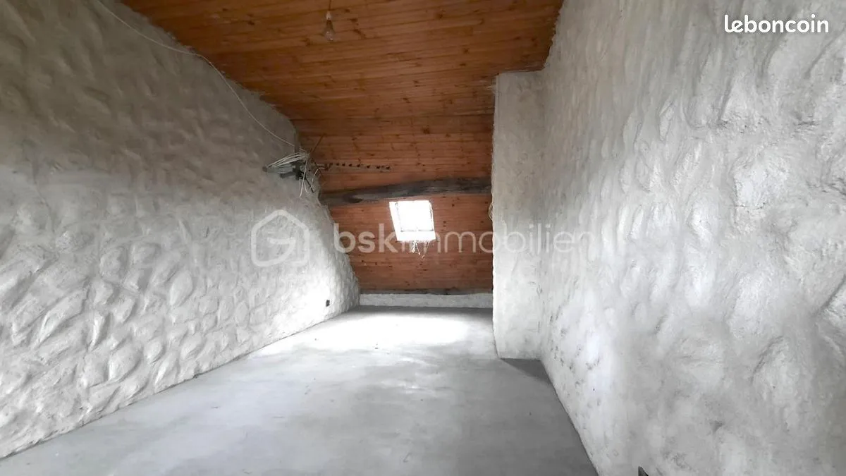 Immeuble 96 m² - Photo 1