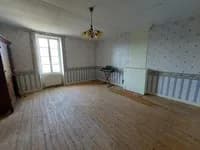 Bel ensemble immobilier à rénover: deux maisons et nombreuses dépendances ! A DIRAC, à 10 minutes d'ANGOULÊME. - Photo 1