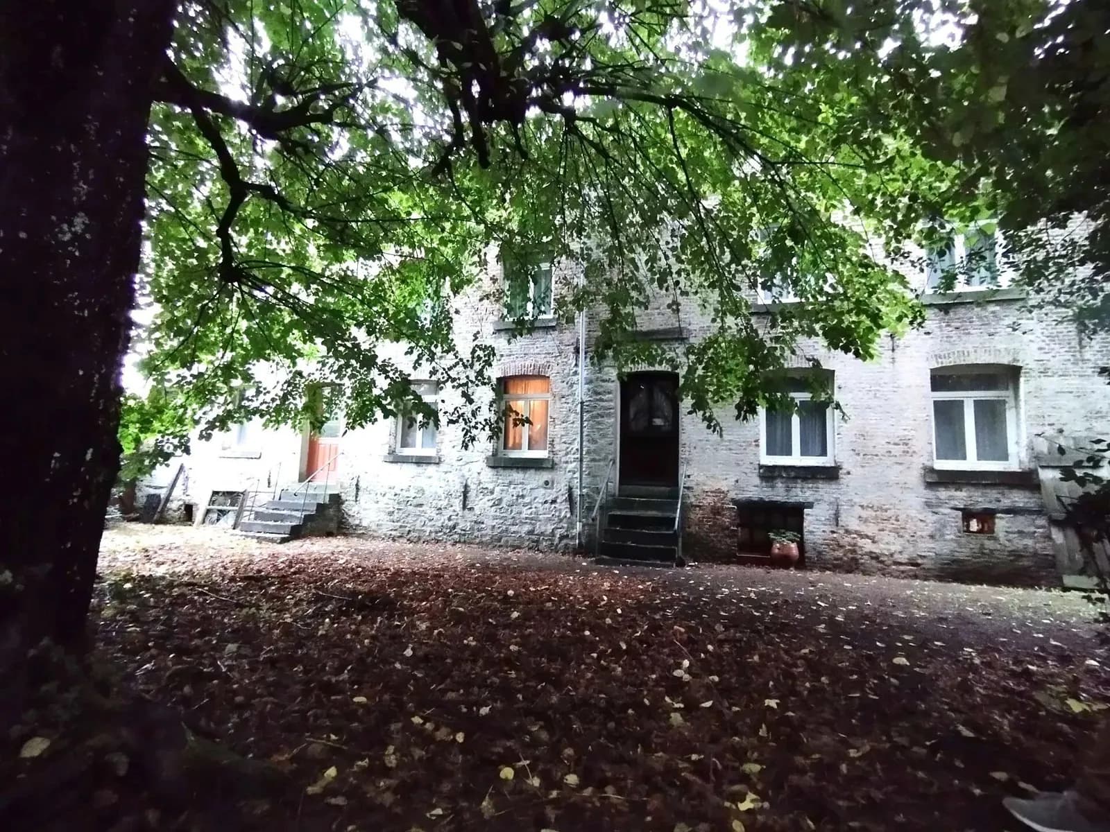 SOLRE LE CHATEAU - Photo 1