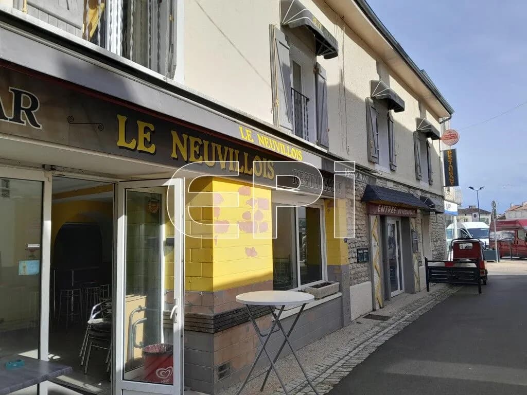 ref9088. Immeuble composé d'un bar restaurant dans les normes a - Photo 1