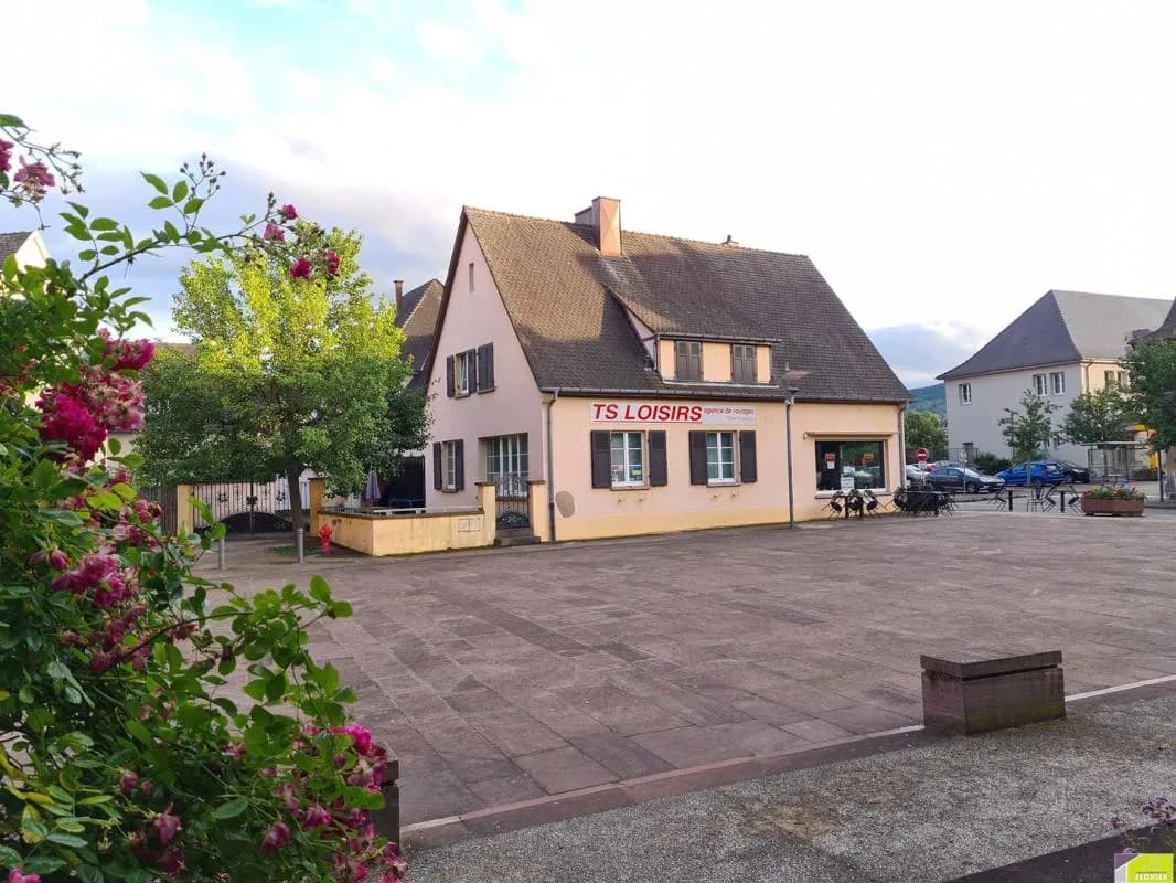 Immeuble - 260m ² - Photo 1