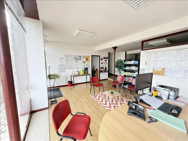 Immeuble - Photo 1