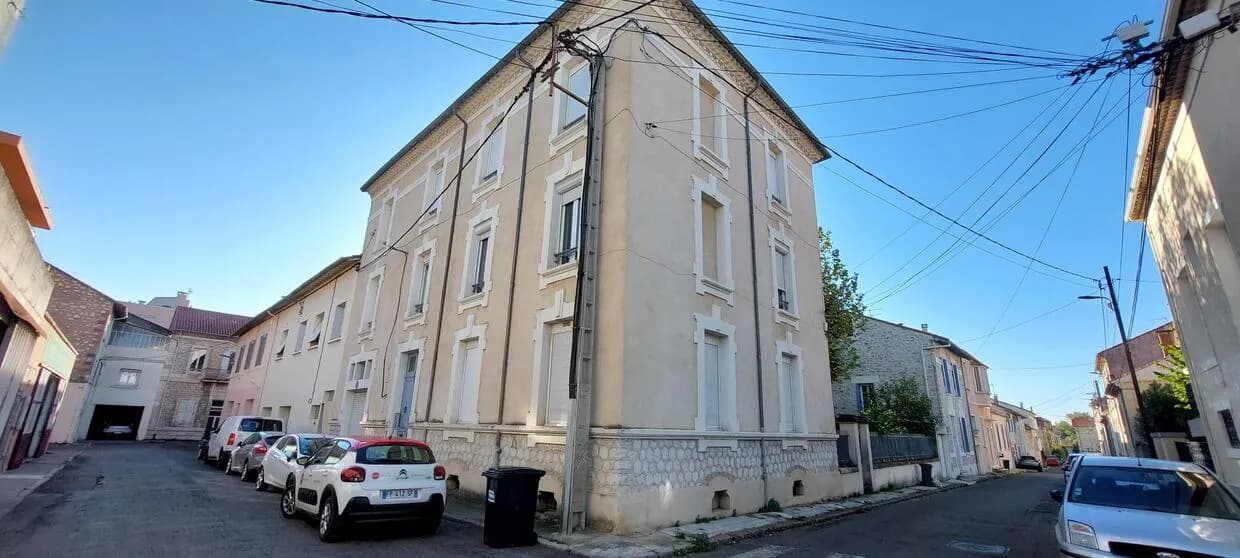 Immeuble - Photo 1