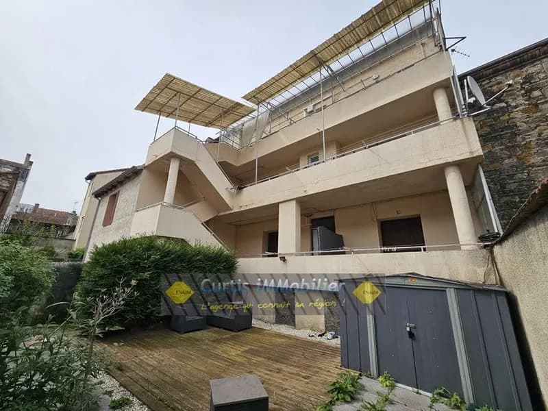 Immeuble - 231m ² - Photo 1