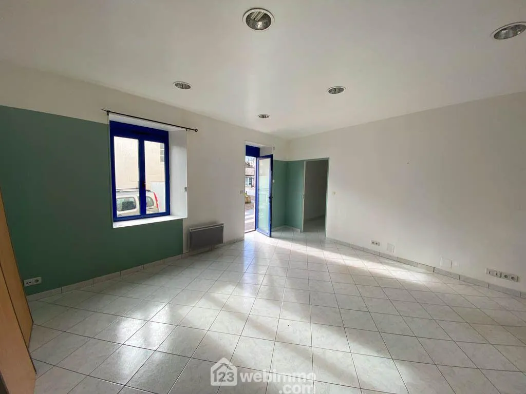 Immeuble - 131m² - Saint-Vincent-Sterlanges - Photo 1