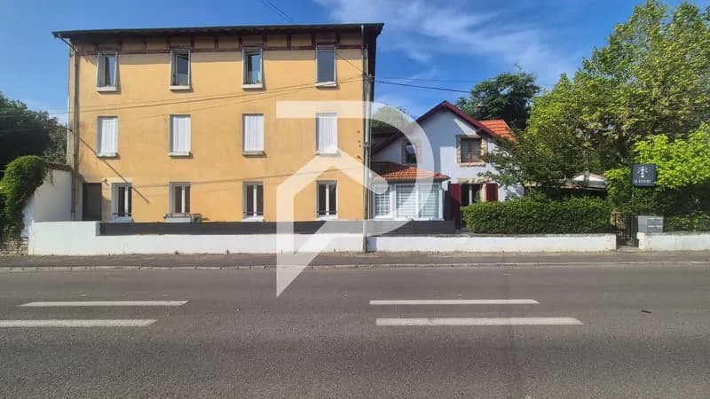 Immeuble Salies De Bearn 11 pièces 315 m² - Photo 1