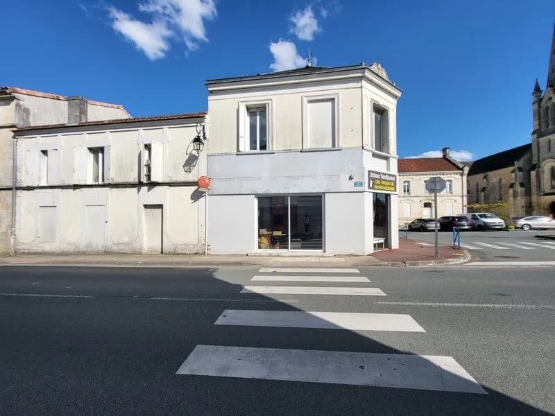 Immeuble - Photo 1