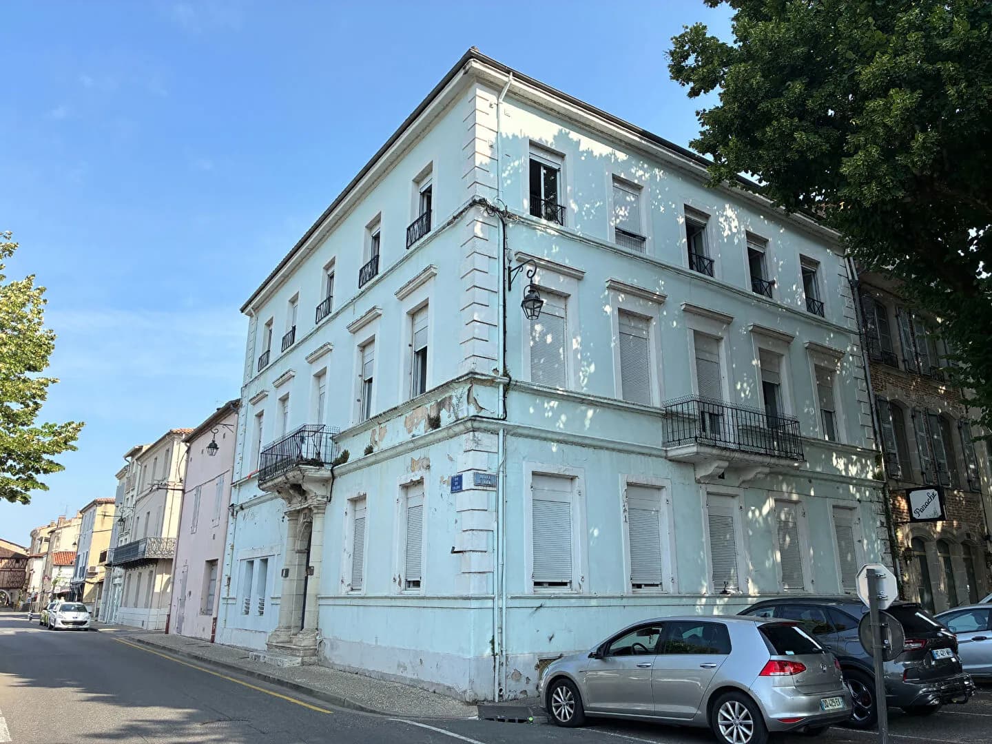 Immeuble de 11 appartements au centre de Villeneuve sur Lot - Photo 1