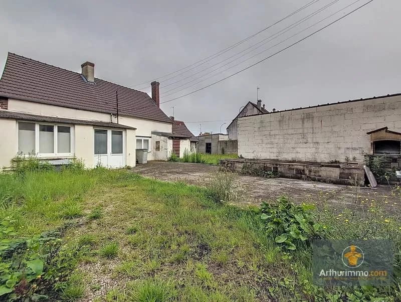 À vendre - Immeuble mixte avec commerce et logement - Longueil-Annel - 148 000 € FAI - Photo 1