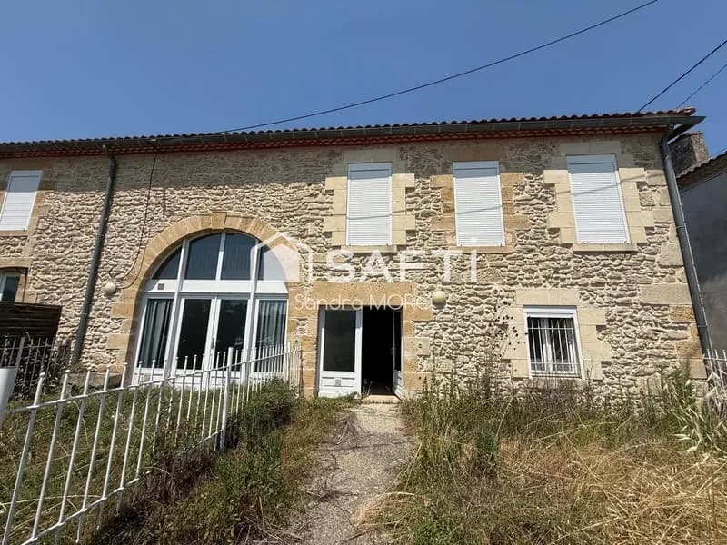À vendre Ensemble immobilier en pierre divisé en 4 logements Casseuil - Photo 1