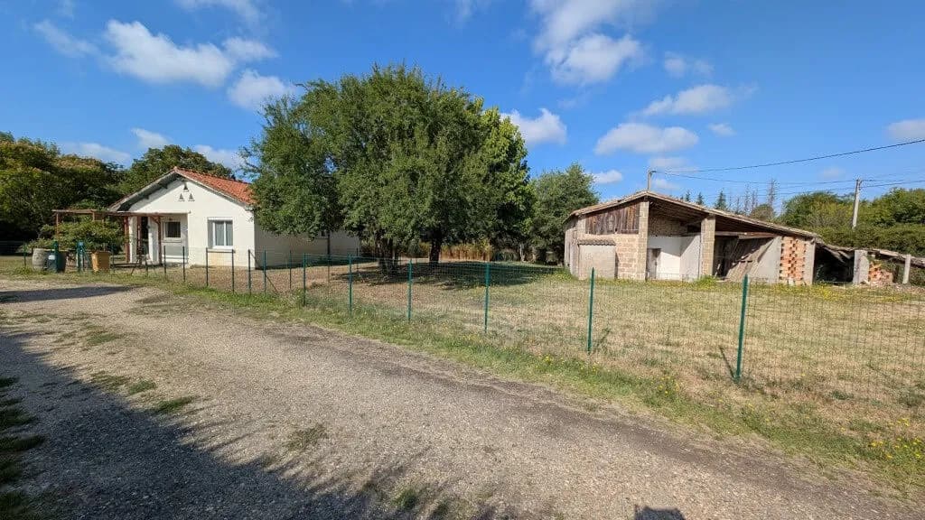 ENSEMBLE IMMOBILIER ZONE COMMERCIALE ARTISANALE - Photo 1