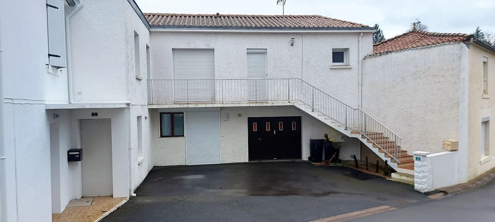 Ensemble immobilier 3 logements + jardin centre L'Hermenau - Photo 1
