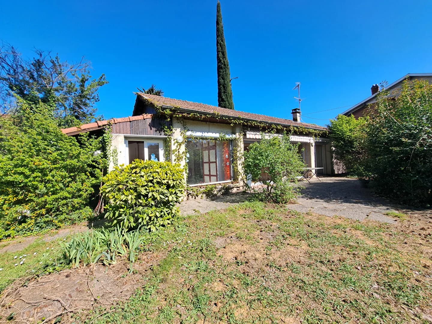 Ensemble immobilier de 140 m² - Photo 1
