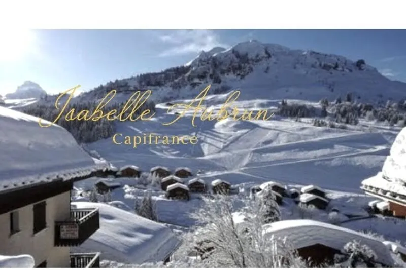 À VENDRE - MURS COMMERCIAUX D'HÔTEL 3★ - EMPLACEMENT PREMIUM AU PIED DES PISTES - ALPES - Photo 1