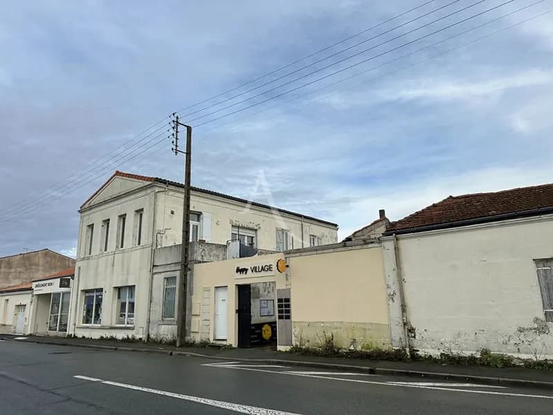 Ensemble Immobiler Centre ville Rochefort - Photo 1