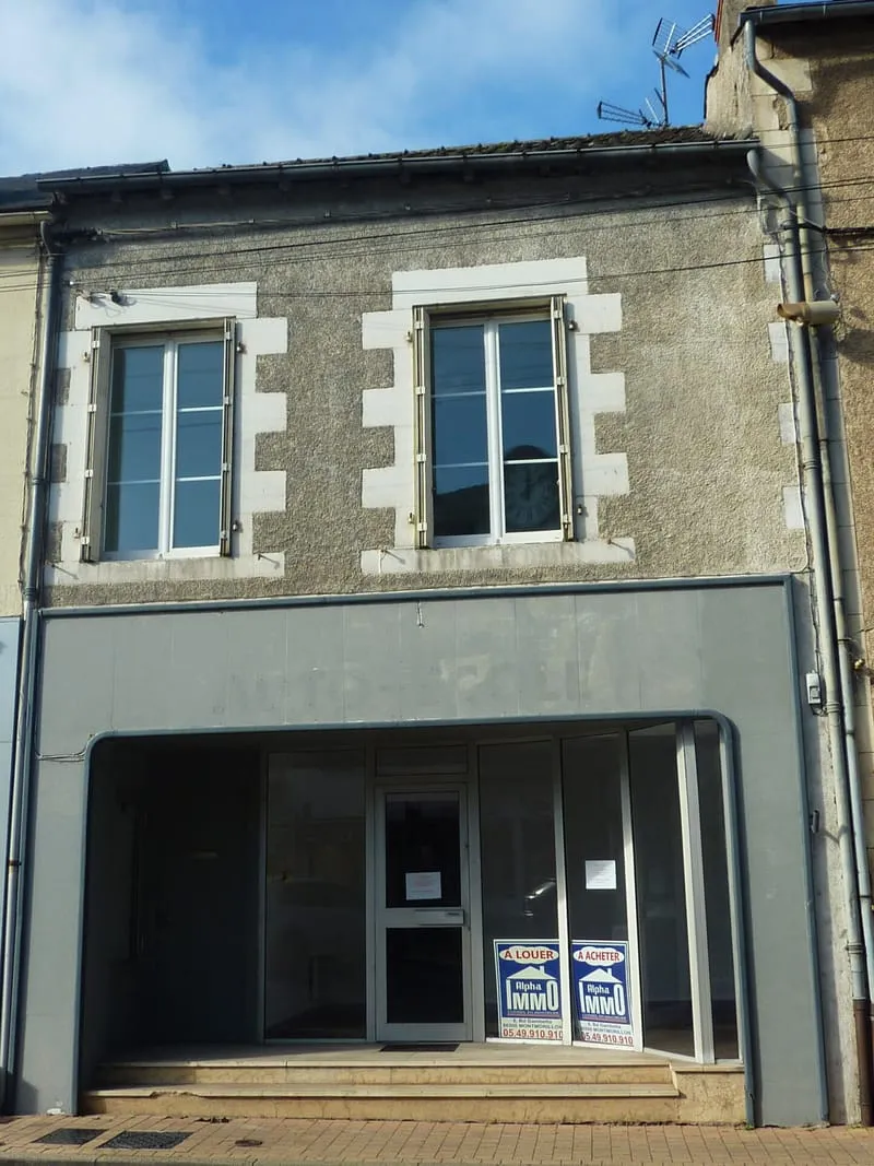 Immeuble 95 m² - Photo 1
