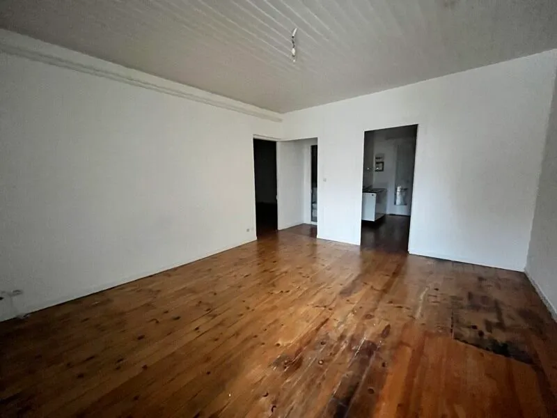 Immeuble - Photo 1