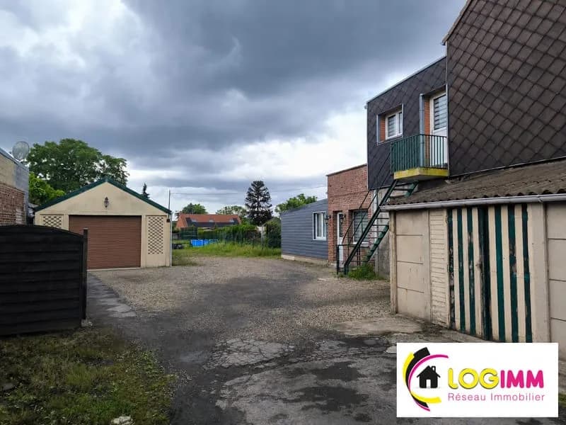 Immeuble de rapport avec 3 lots loués - Photo 1