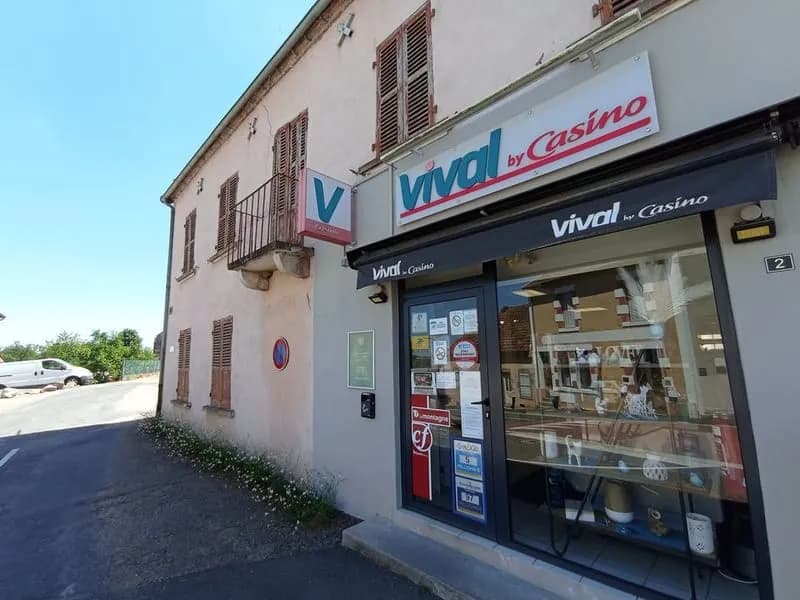 Ensemble immobilier avec épicerie multi-services et - Photo 1