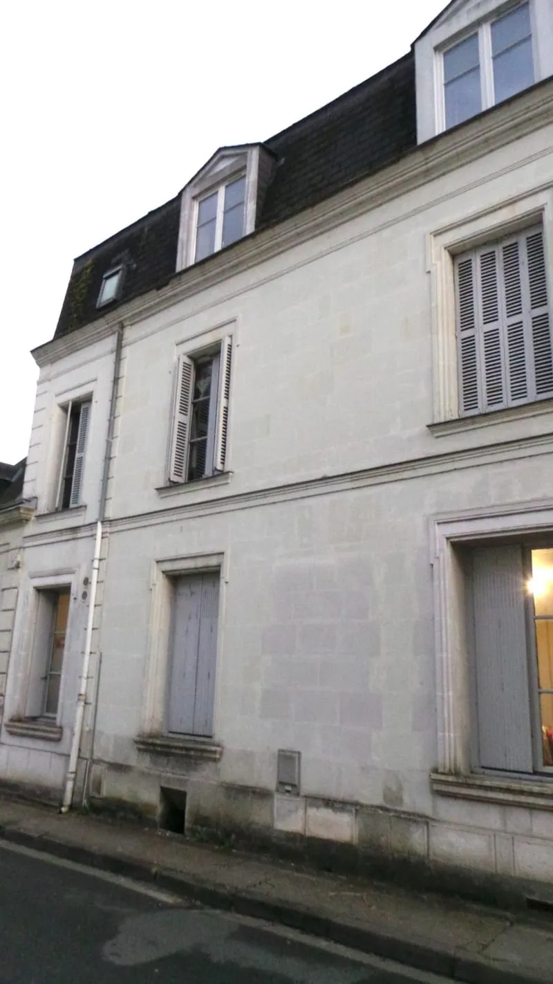 Immeuble avec 7 appartements T2 centre de Langeais - Photo 1