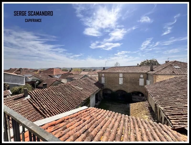 A vendre BOULOGNE SUR GESSE (31)- immeuble avec local professionel 65 m² et appartement 130 m² -2 chambres terrasse + local professionel 65 m² - Photo 1