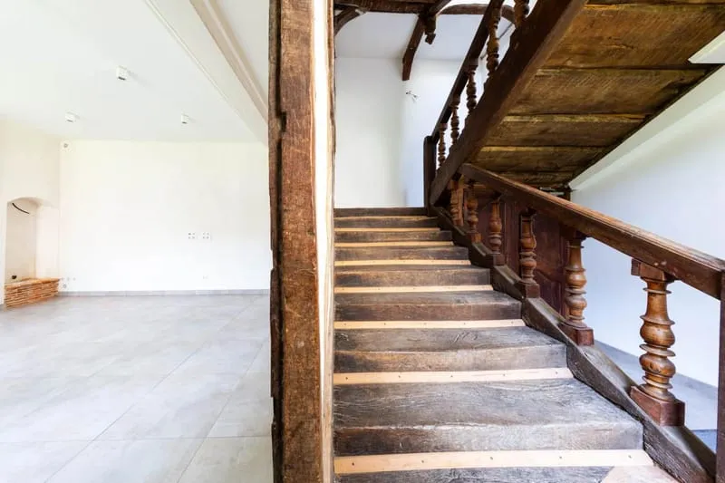 Immeuble de 10 pièces de 281 m² à Beaufort-en-Anjou - Photo 1