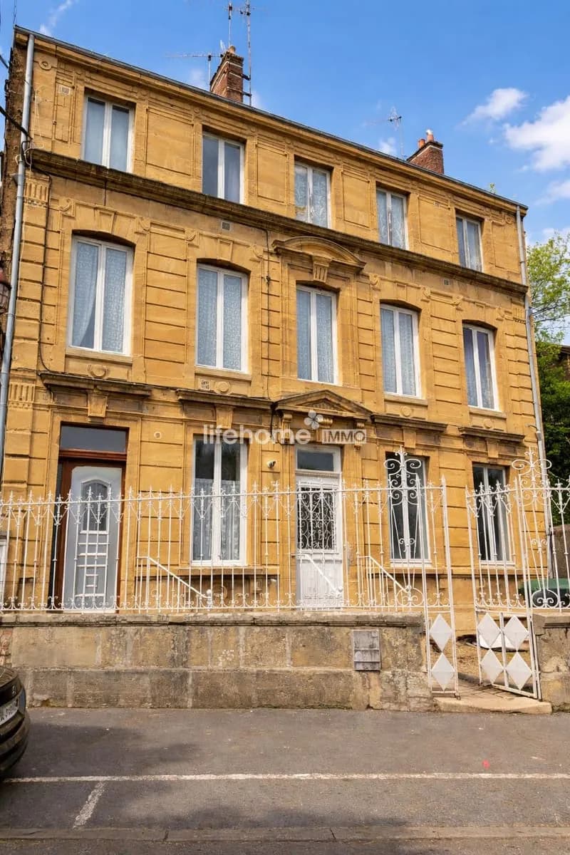 Immeuble à vendre Floing - Photo 1