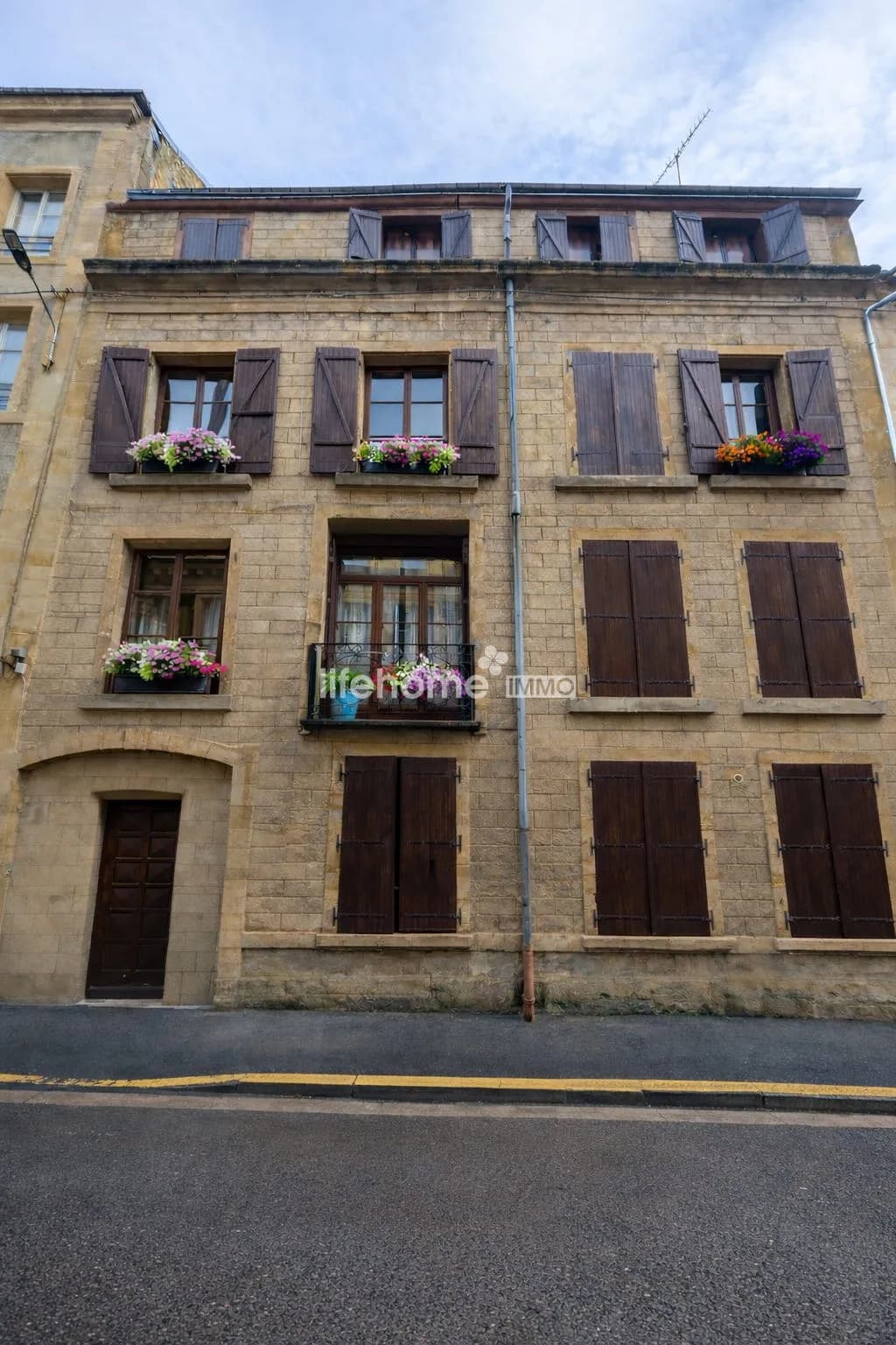 Immeuble de rapport - Photo 1