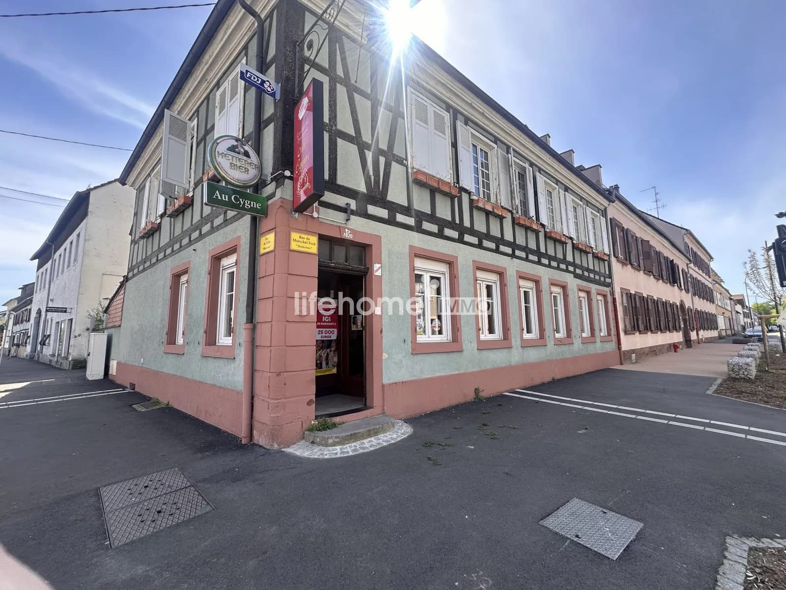 Local commercial + appartement T4 250m2 - Photo 1
