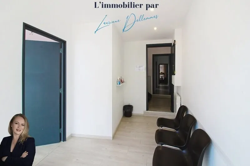 Rare opportunité : Immeuble libre de 175 m2 à vendre au centre ville de SAINT AMAND LES EAUX (59) - Photo 1
