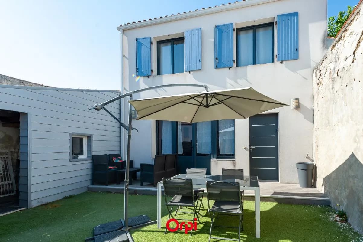 Ensemble immobilier d'exception au coeur d'Angoulins - Rentabilité, charme et bien-être réunis ! - Photo 1