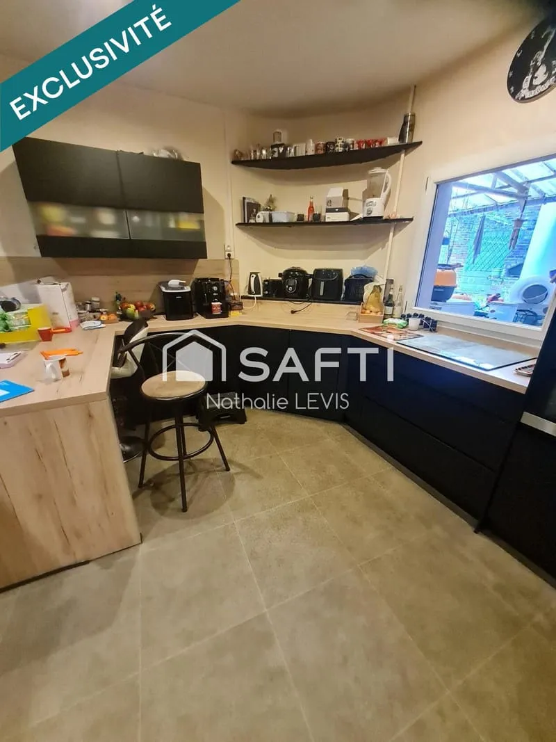 Proche de LENS, immeuble mixte rénové avec une habitation et un local commercial en activité - Photo 1