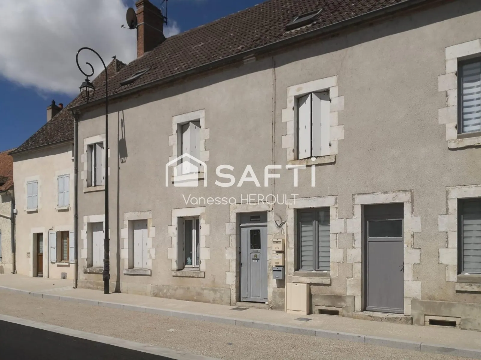 Immeuble, clefs en main! - Photo 1