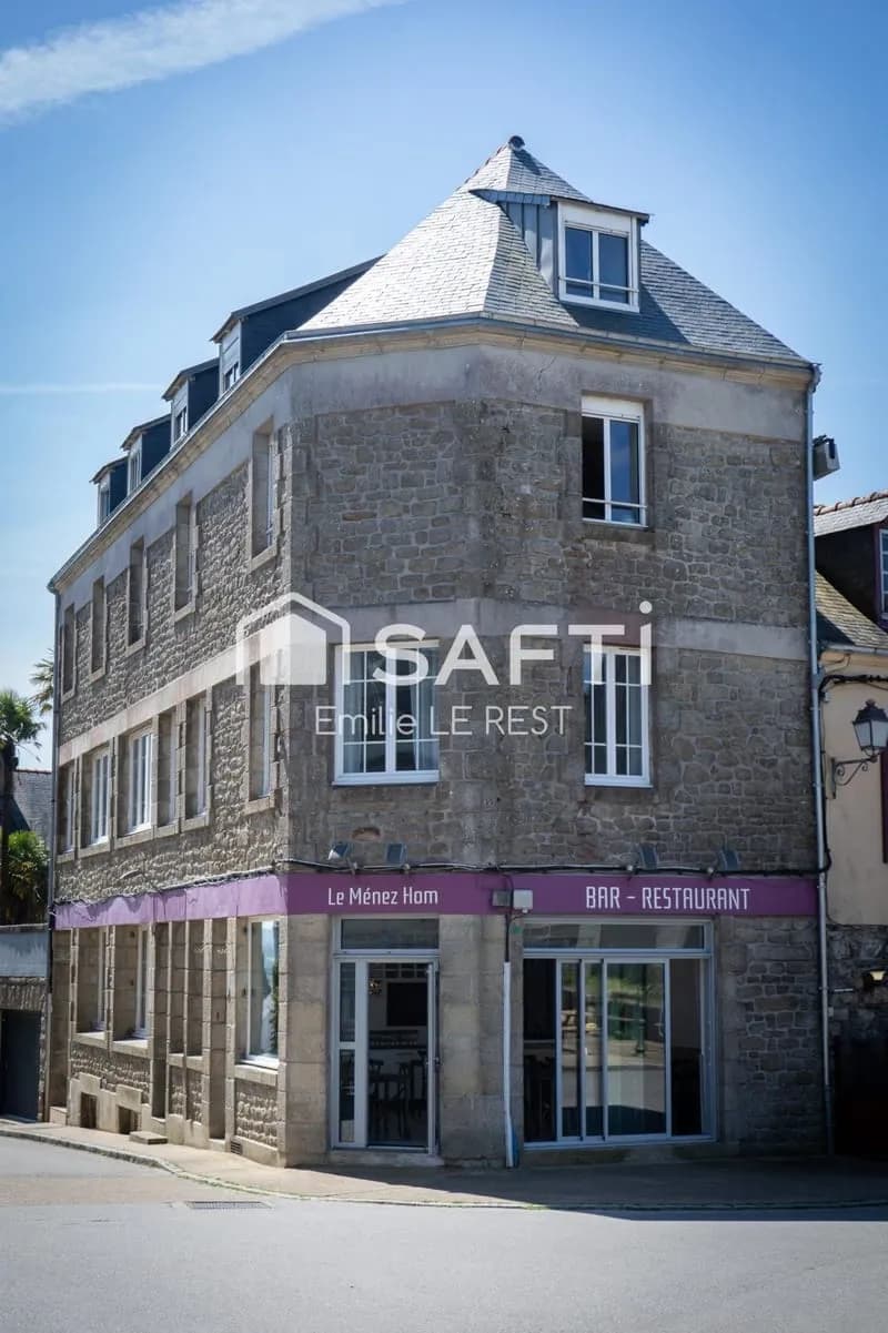 Immeuble de rapport composé d'un local commercial et de 5 logements - Photo 1