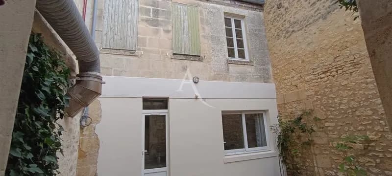 Immeuble avec local commercial - appartements - Photo 1