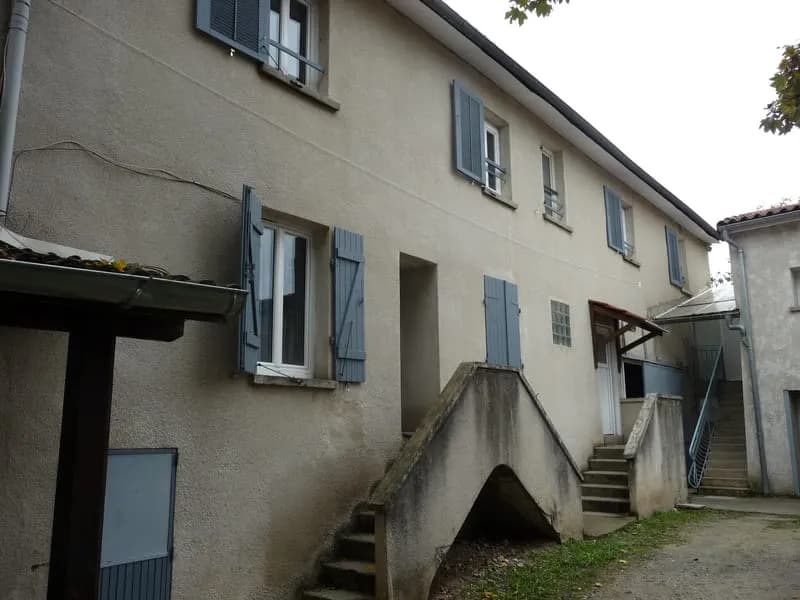 UNE EXCLUSIVITE LE TUC MONTBRISON IMMEUBLE DE RAPPORT - Photo 1