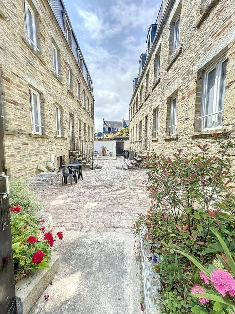INVESTISSEURS IMMEUBLES HYPERCENTRE CHERBOURG BON RENDEMENT ! - Photo 1