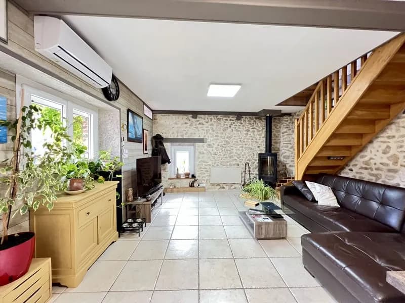 Ensemble immobilier avec jardin - Photo 1