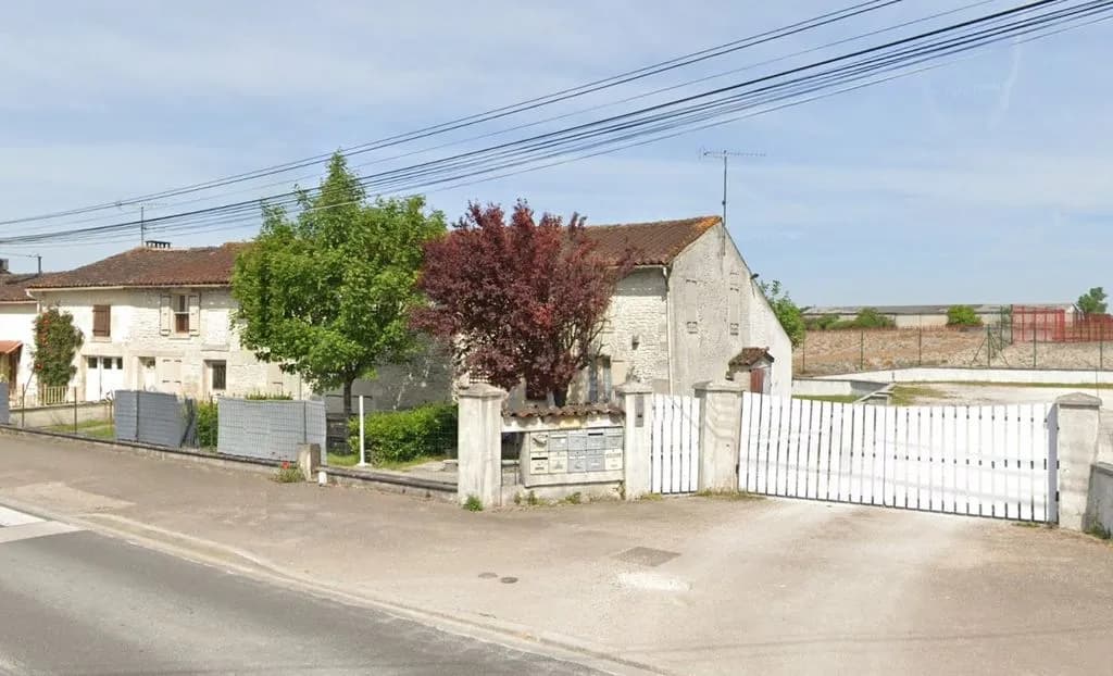 Immeuble de rapport 20 pièces 370 m² - Photo 1