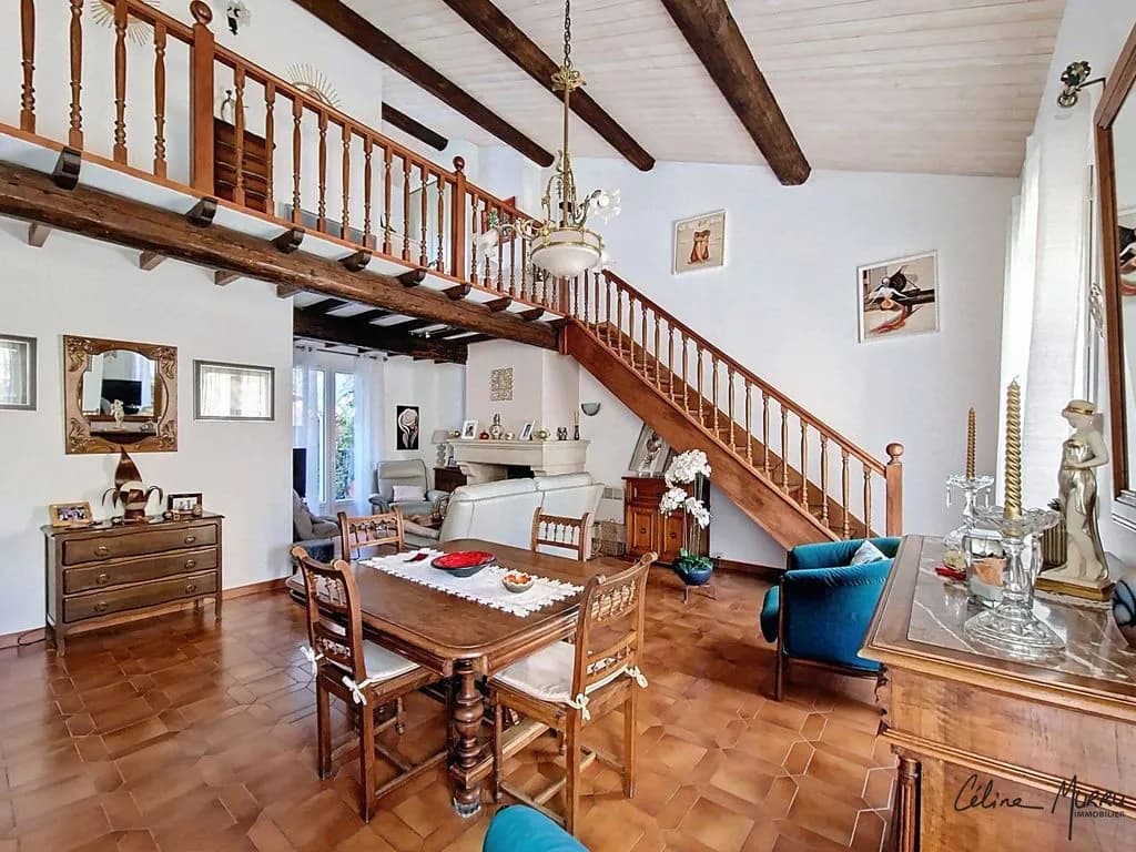 Immeuble de rapport 190 m² - Photo 1