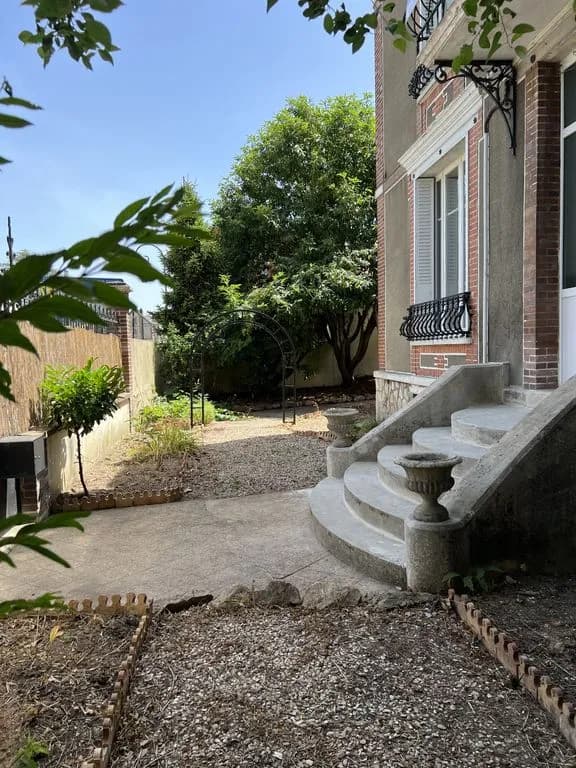 Immeuble 347 m² - Photo 1