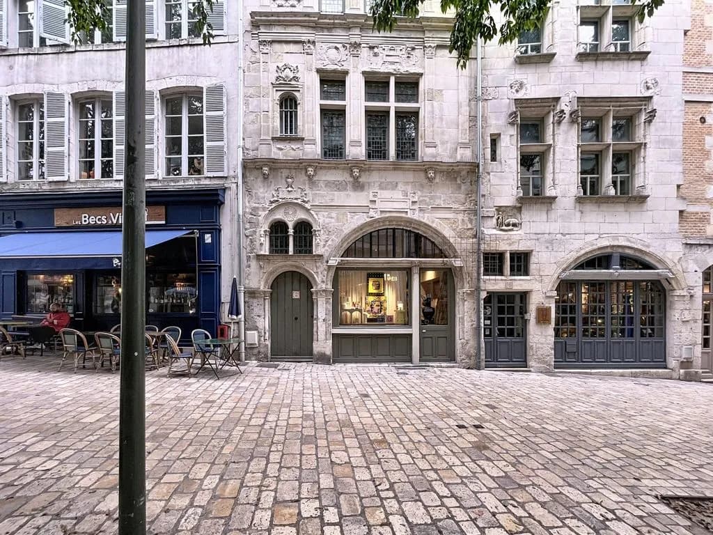 Immeuble de rapport 175 m² - Photo 1