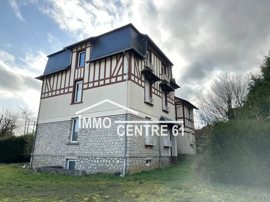Immeuble de rapport 10 pièces 292 m² - Photo 1
