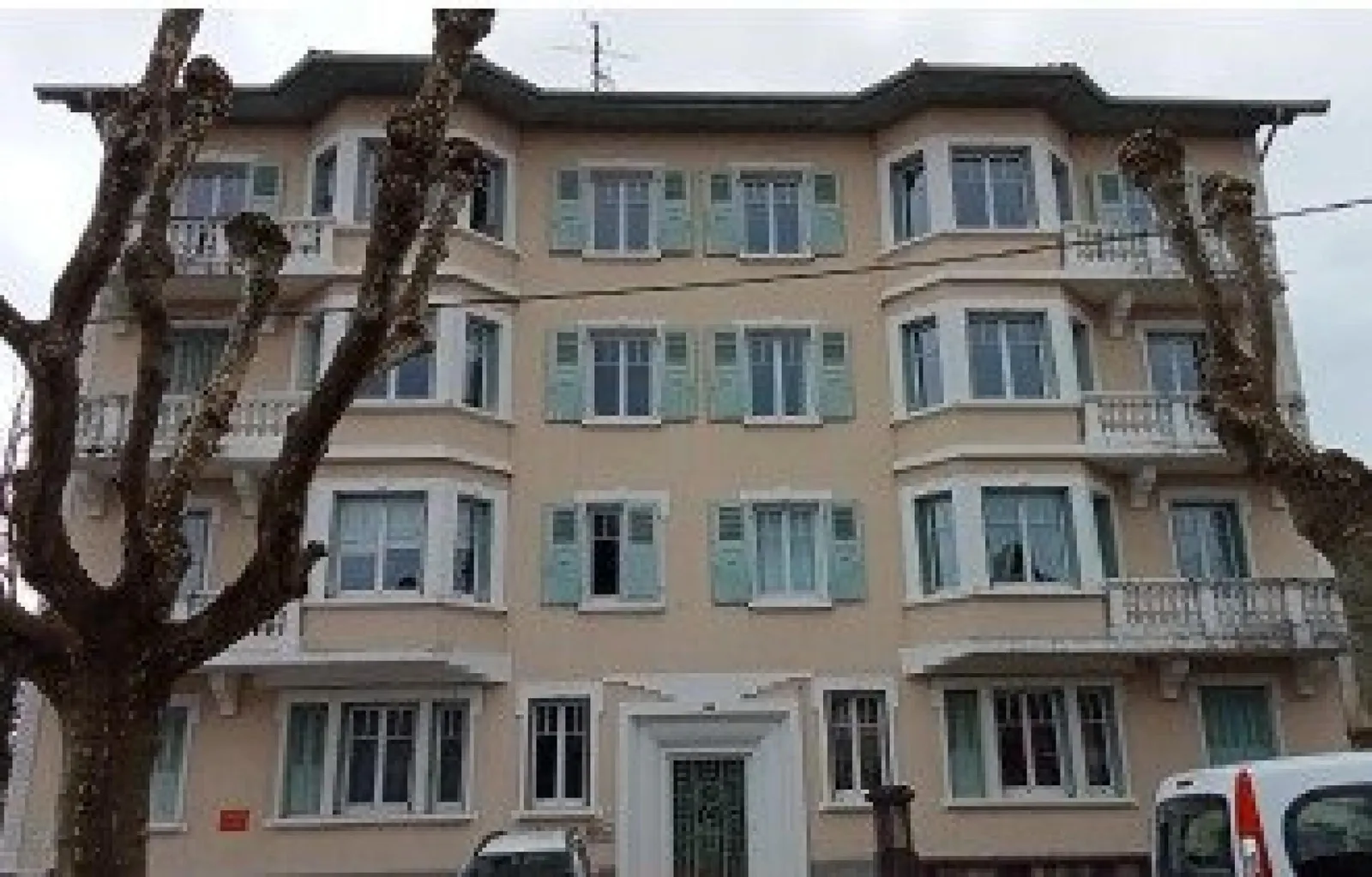 Vente en bloc, immeuble de 8 appartements - Photo 1