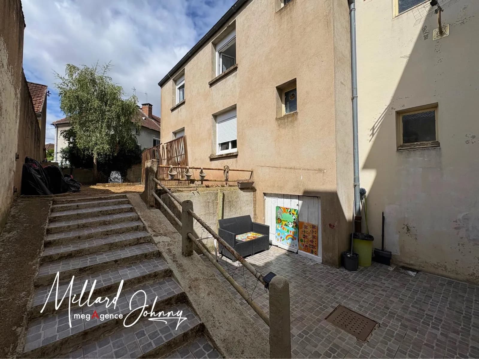 IMMEUBLE DE RAPPORT - 262 m² - LE CREUSOT - Photo 1