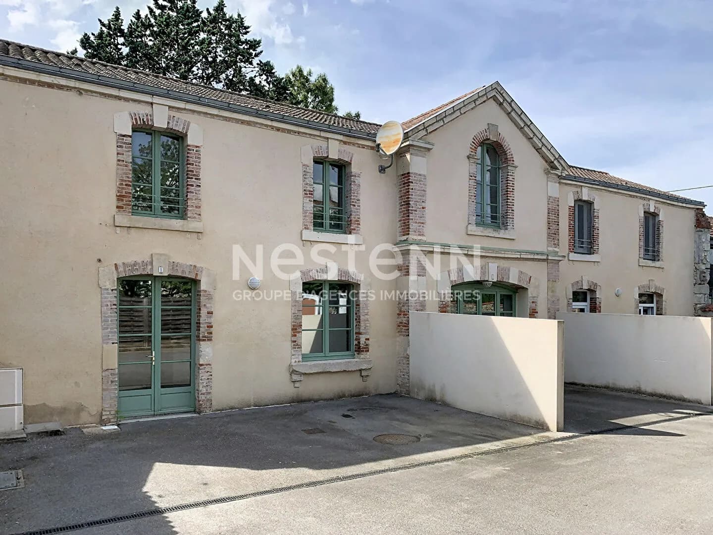 Immeuble Luçon- immeuble de rapport- 3 appartements - Photo 1