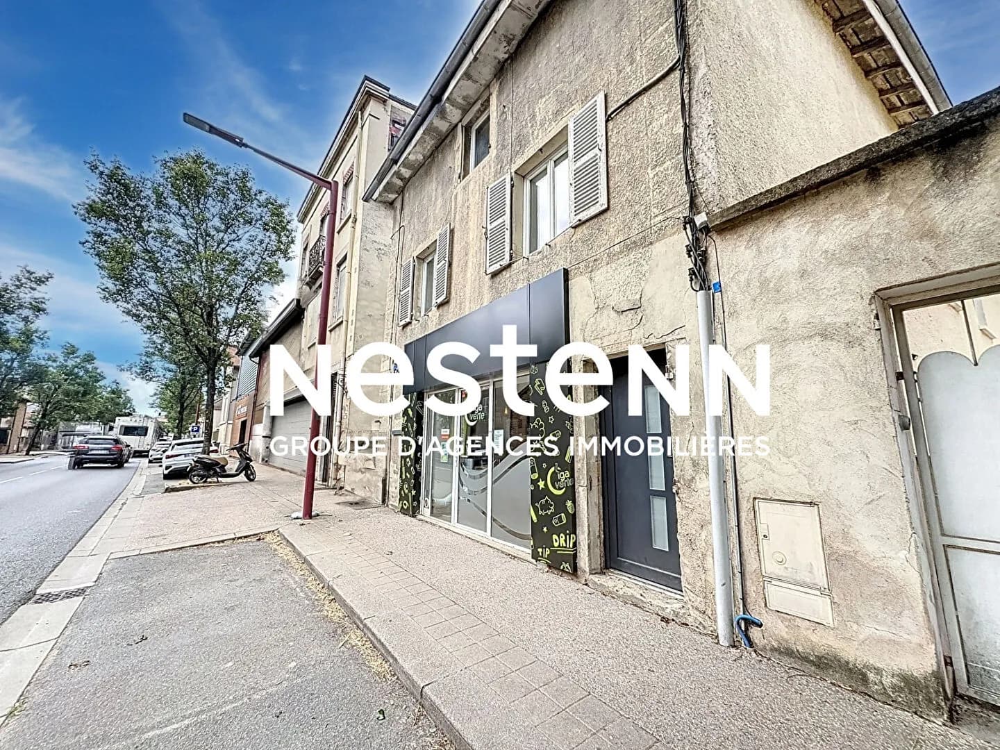 A vendre : IDEAL INVESTISSEUR ! Immeuble avec local commercial et appartement T2 loués - 71680 CRECHES SUR SAONE (71680) - Photo 1